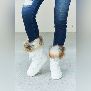 WILD DIVA Lace-Up Faux Fur Platform Snow Boots